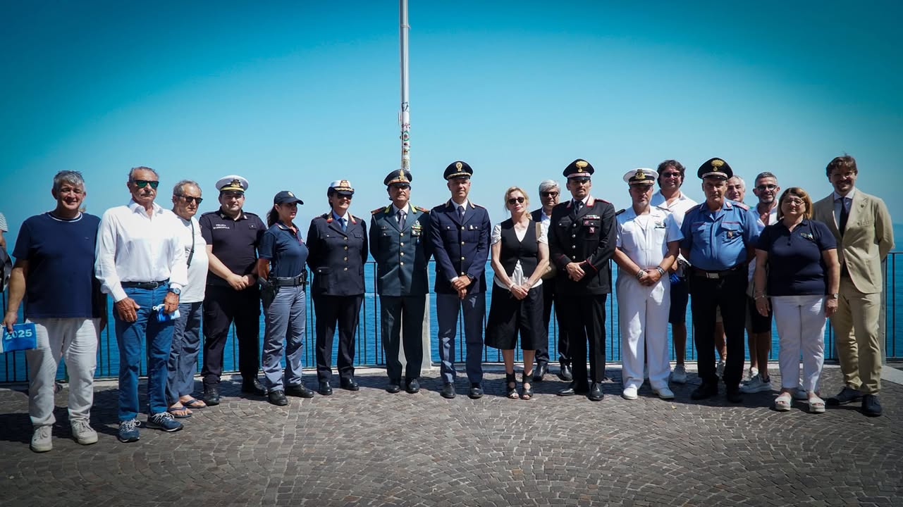 Sorrento, consegnata la Bandiera Blu 2025