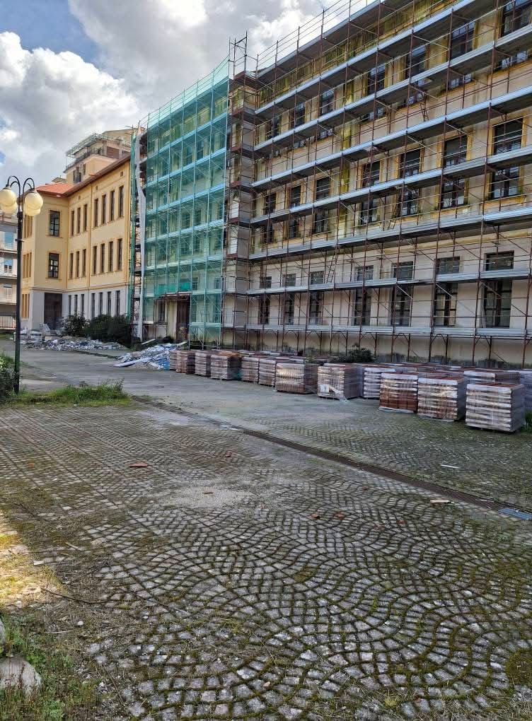 Pagani, caso Manzoni in Consiglio comunale: “Riapertura possibile nel prossimo anno scolastico”