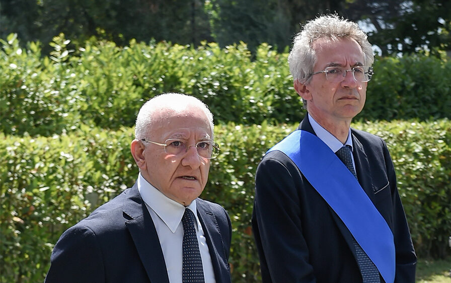 Teatro San Carlo, De Luca all’attacco di Manfredi per la mancata nomina del Soprintendente