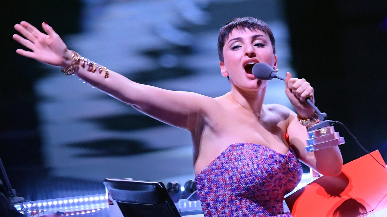 Agerola, Arisa apre la XIV edizione del Festival “Sui sentieri degli Dei”