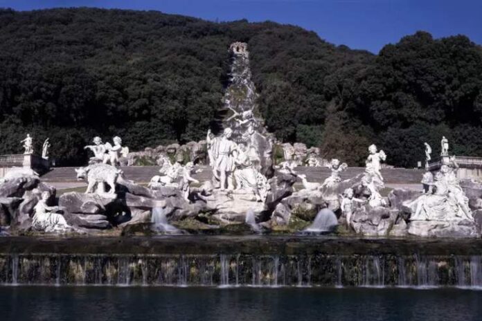 fontana reggia caserta