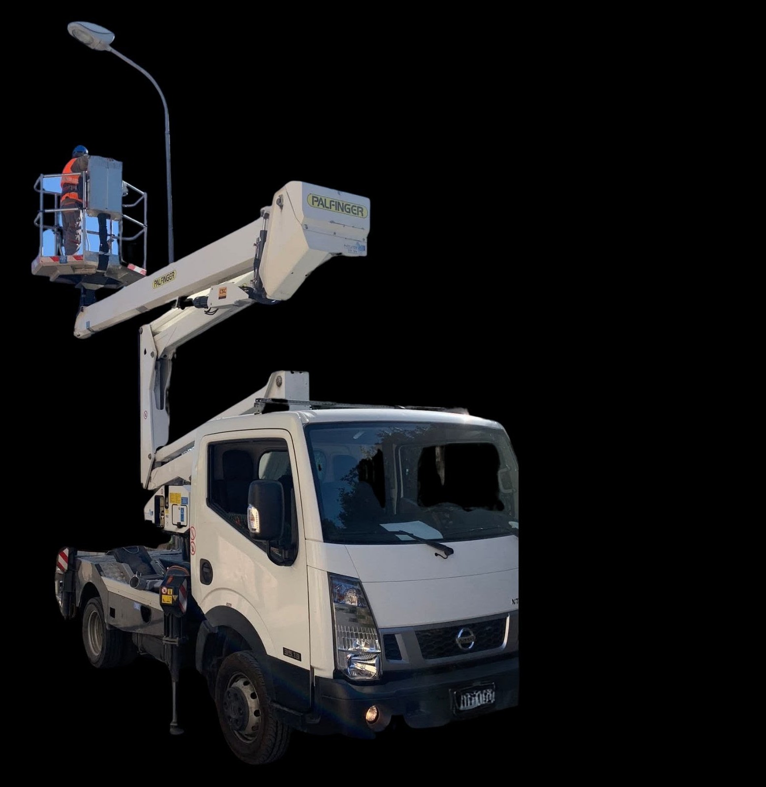 Pagani: divieto transito e sosta per diverse vie a causa di lavori sulla pubblica illuminazione