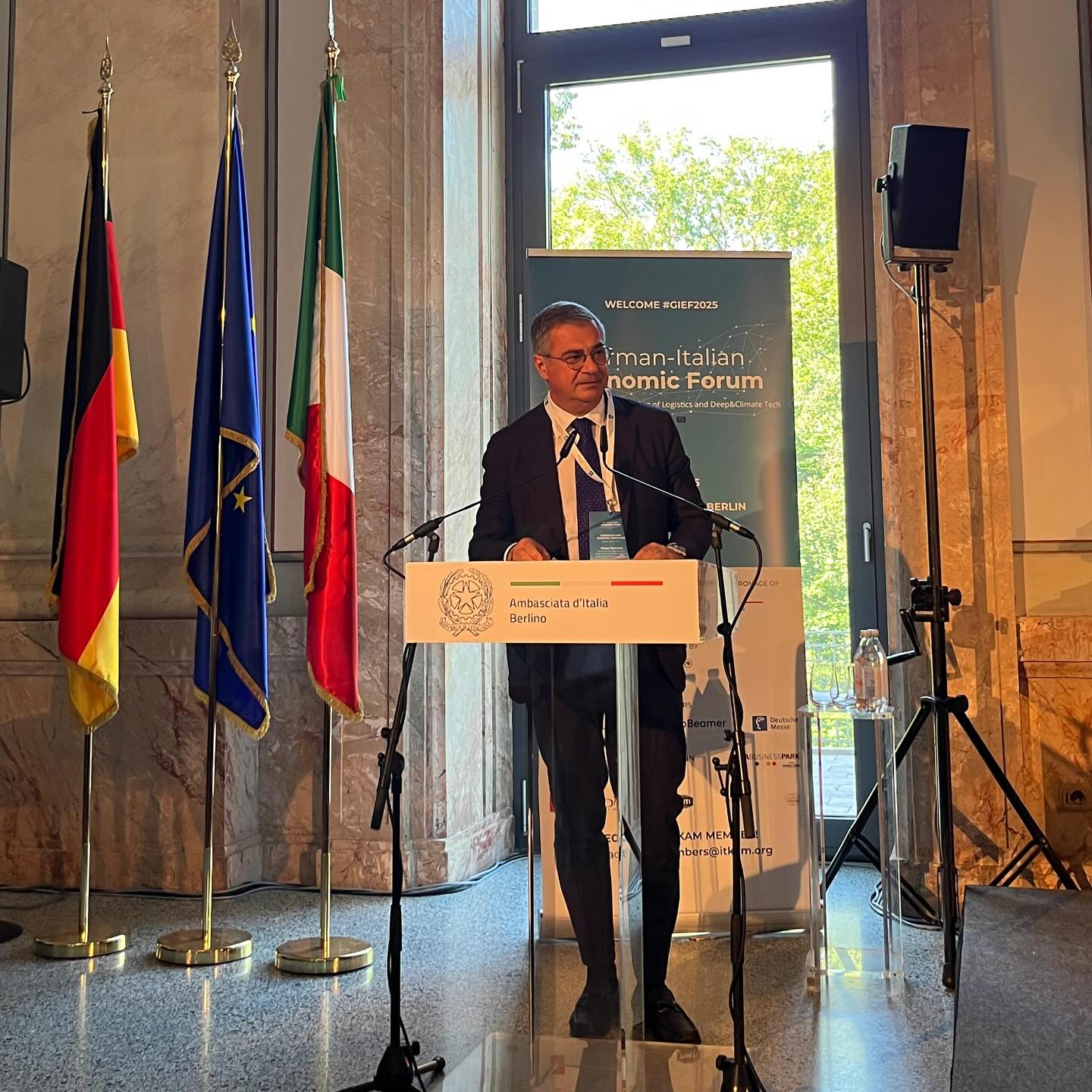 Giosy Romano in pool position per la corsa alla presidenza della Regione Campania