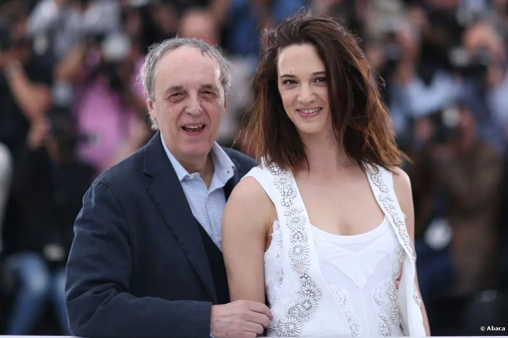 Dario Argento migliora. Si attende la figlia Asia per trasferirlo in altra struttura