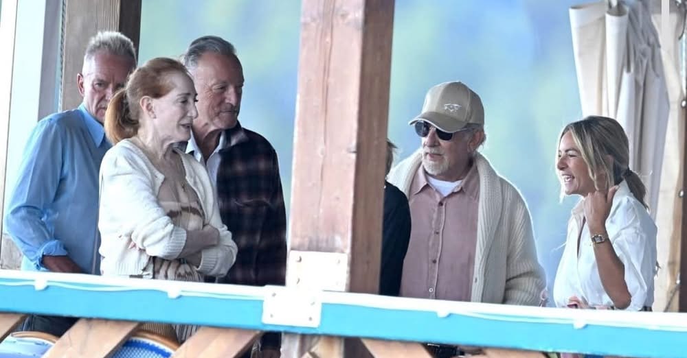 Ferragosto 2025, inizia la parata dei Vip in vacanza dalle nostre parti