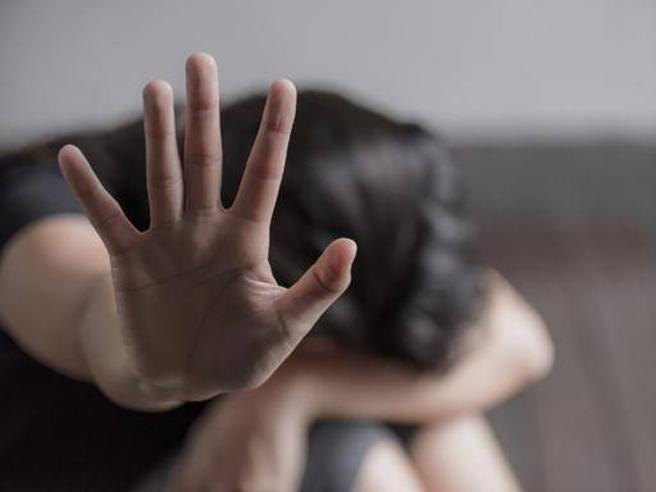 violenza donne Sassari, 25enne segregata e torturata dal fidanzato