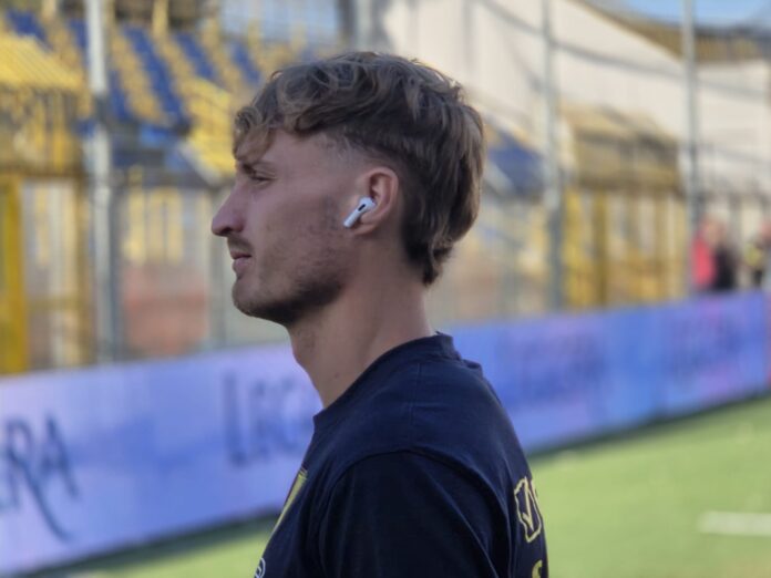 38221209-1167-42fc-ad4e-454c225b6a3e