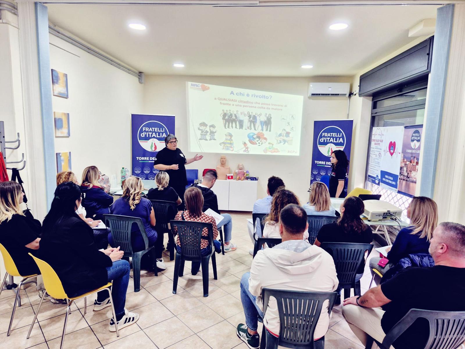Grande partecipazione al corso di formazione Blsd promosso dal coordinamento di Fratelli d’Italia a Torre del Greco