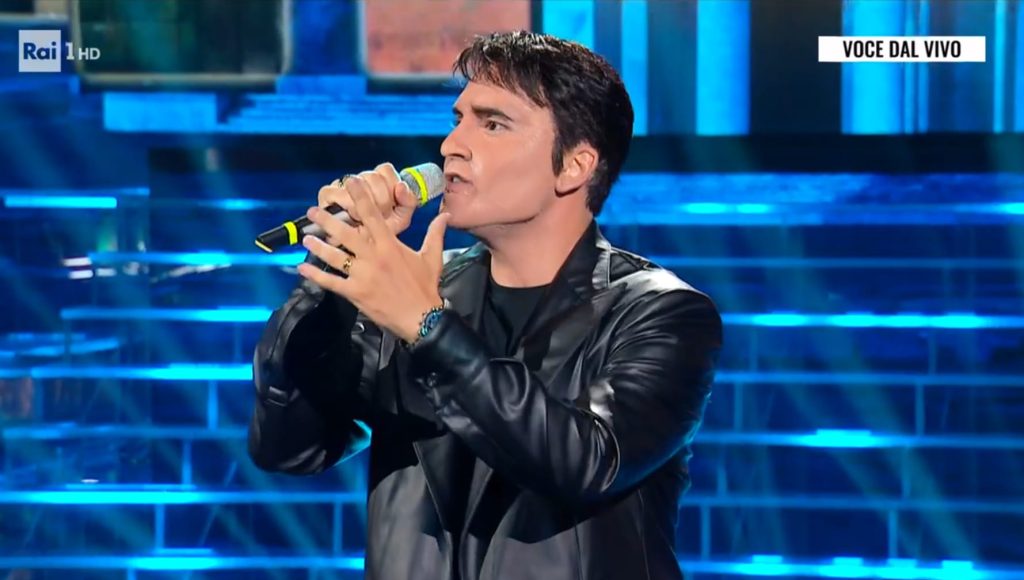 Lo stabiese Tony Maiello, vince la prima puntata di Tale e quale Show