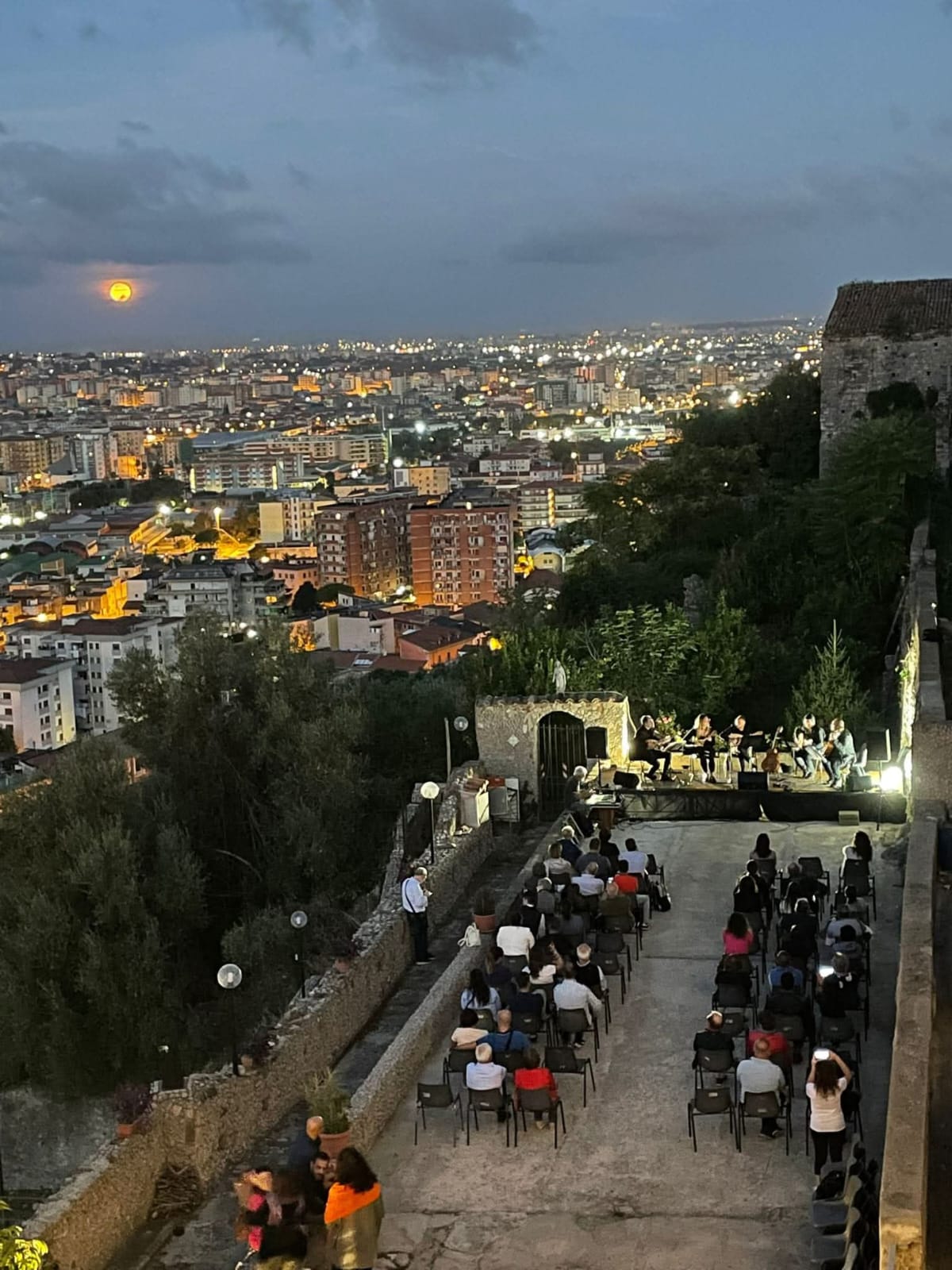 Il concerto che risveglia Nocera Inferiore all’alba: quarta edizione e promesse di magia