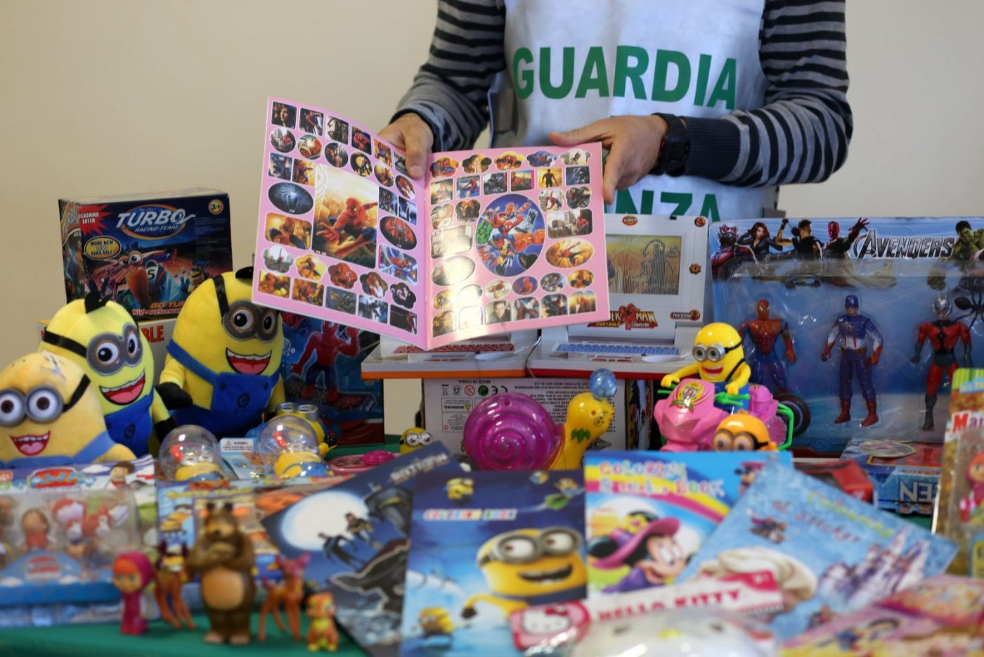 giocattoli contraffatti