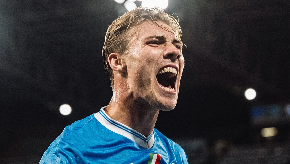 Napoli, Hojlund incorona De Buyne: “Il migliore con cui giocare a calcio”