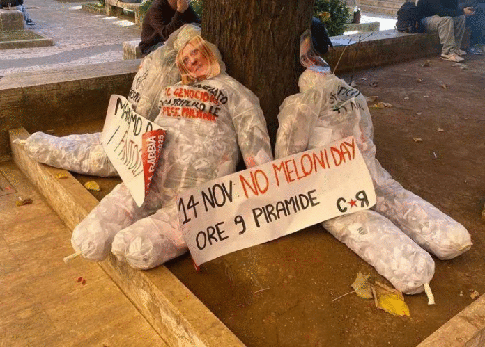 fantocci meloni gasparri