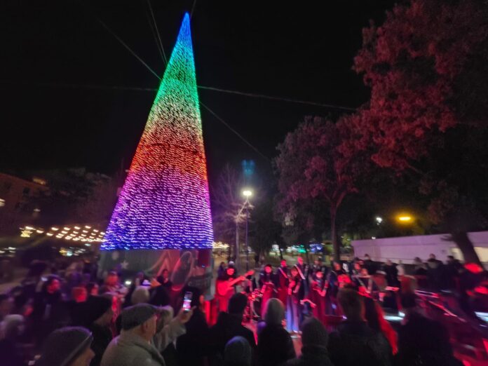 accensione albero castellammare 4