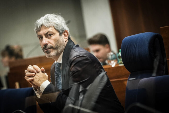 Consiglio regionale Campania: Mastella attacca il PD