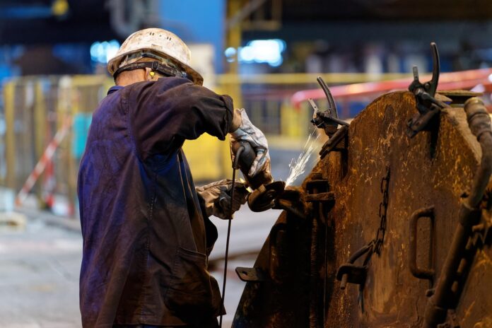 Industria italiana, l’anno delle grandi cessioni