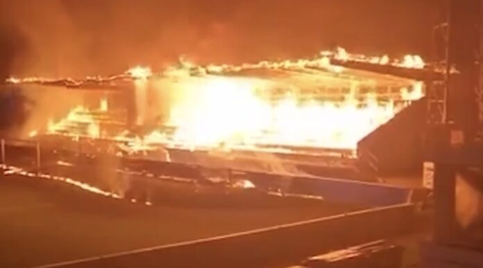 stadio in fiamme stadio in fiamme