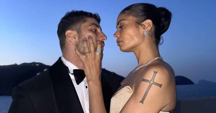 andrea iannone elodie 1