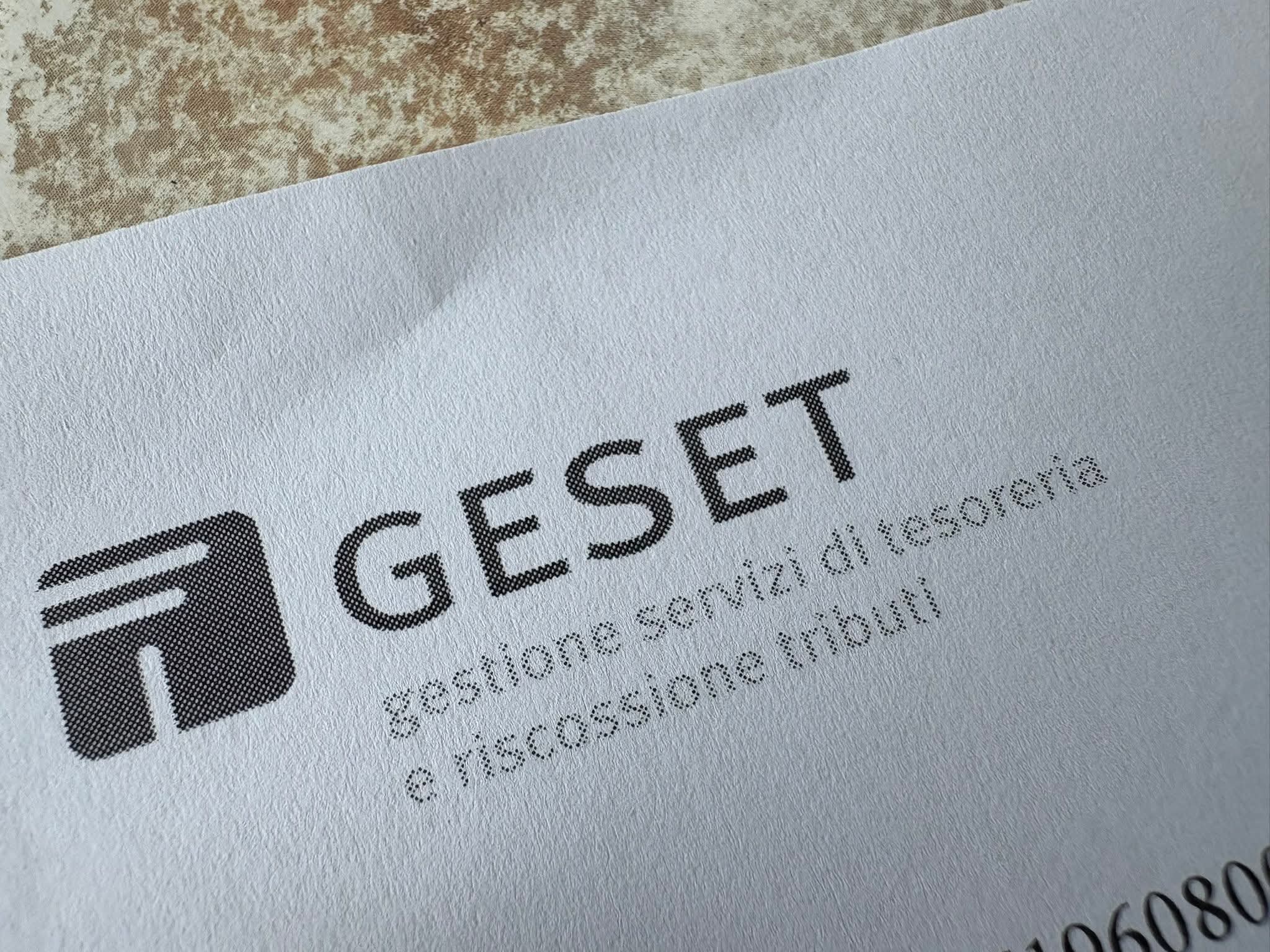 Pagani, tra vittorie legali e rimborsi Tari: nel mirino la gestione Geset